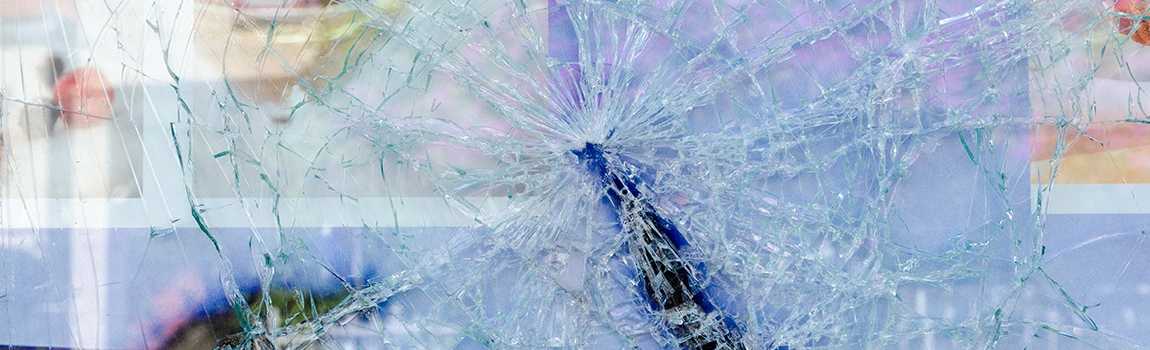 Window Broken Glass Repair in Southchase, FL