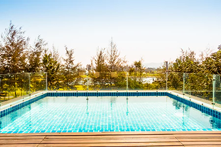 Cost of Glass Pool Fence Repair in Southchase, FL